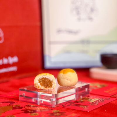 Traditional Pineapple Golden Ball